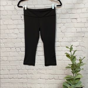 Victoria Secret Made Sexy Knockout Crop capri